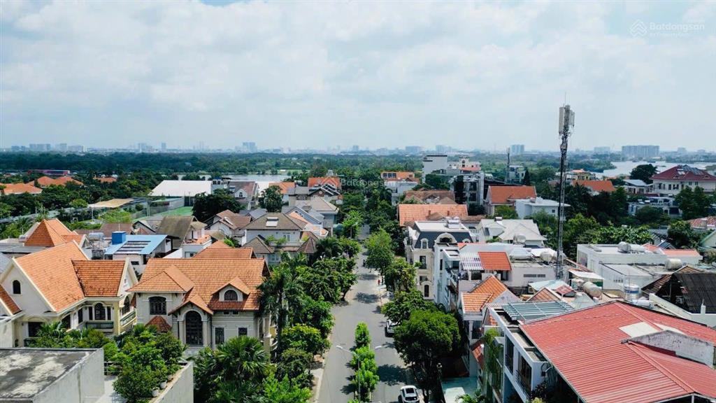 Chính chủ bán biệt thự 2mt compound fideco thảo điền, q2, dt (18x22m)368m² trệt 2 lầu. giá 89 tỷ.