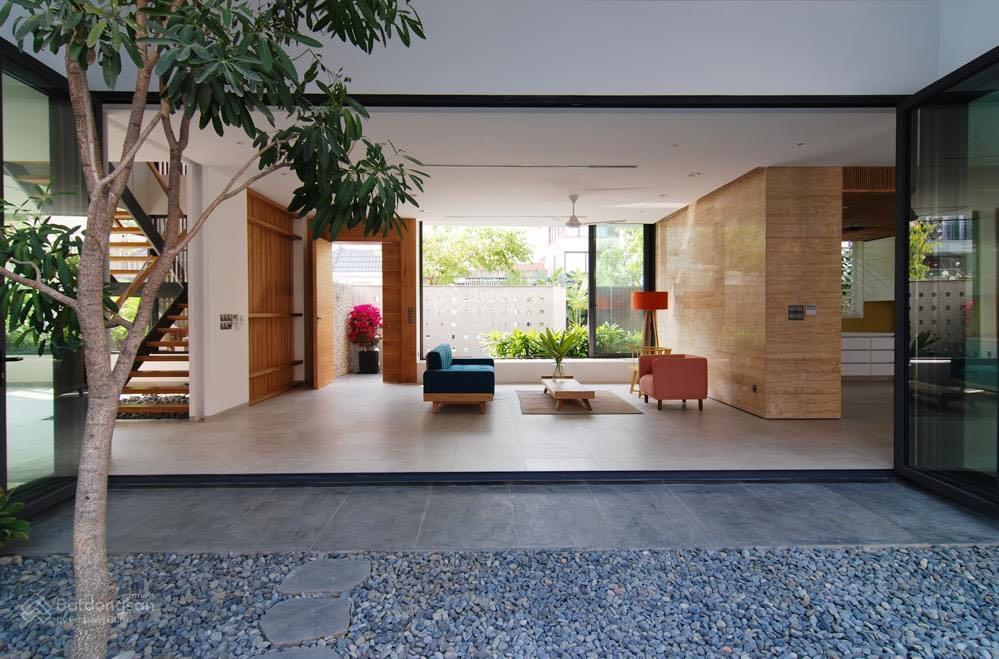 Bán nhà đẹp có 1 0 2 ngay phố tây thảo điền, quận 2, dt 12x15m nở hậu, giá 30tỷ tl, hđt 75tr/tháng