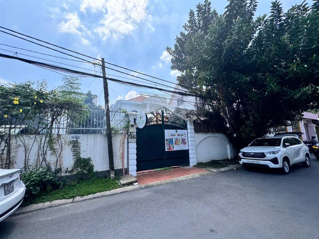 Bán nhà mặt tiền ngô quang huy, p. thảo điền, quận 2  dt (15x29m) 450m2 giá 130 tỷ tl xây h7t