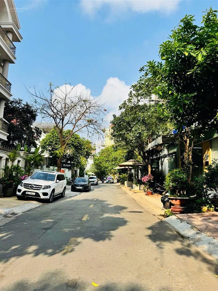 Ngộp bank 39tỷ! bán gấp biệt thự  an phú an khánh  10x20m  hầm 3 lầu  ngay công viên thanh niên