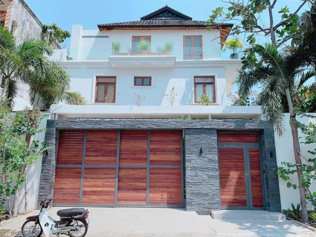 Bán villa hồ bơi đặng hữu phổ, thảo điền, quận 2, dt 20x30m cn 680m giá 115 tỷ tl