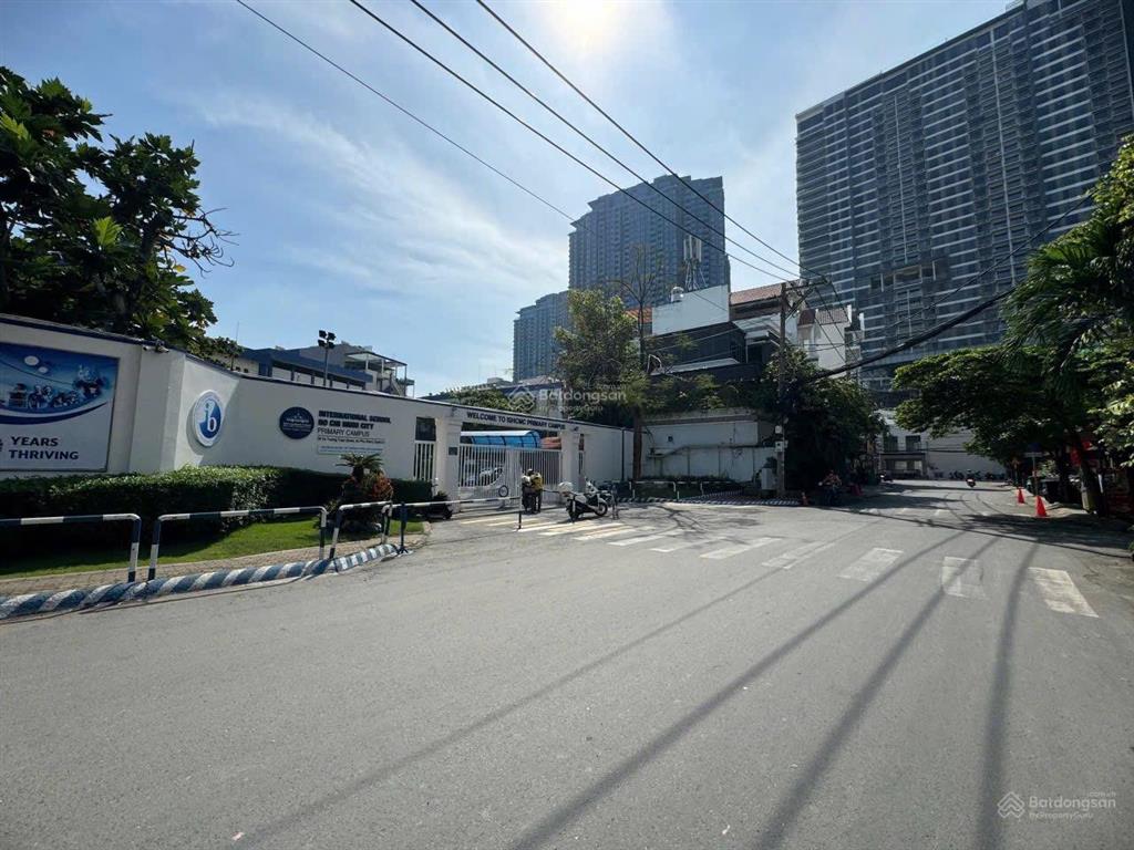 Ngộp! bán biệt thự ngay võ trường toản  thảo điền, dt 13x25m cn 300m, giá 85tỷ tl, hđt 100tr/th