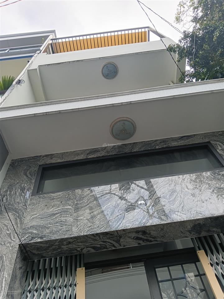 Bán nhà hẻm 10m cách mạng tháng 8 gần bv thống nhất dt 3.6 x12 3 lầu 4pn st