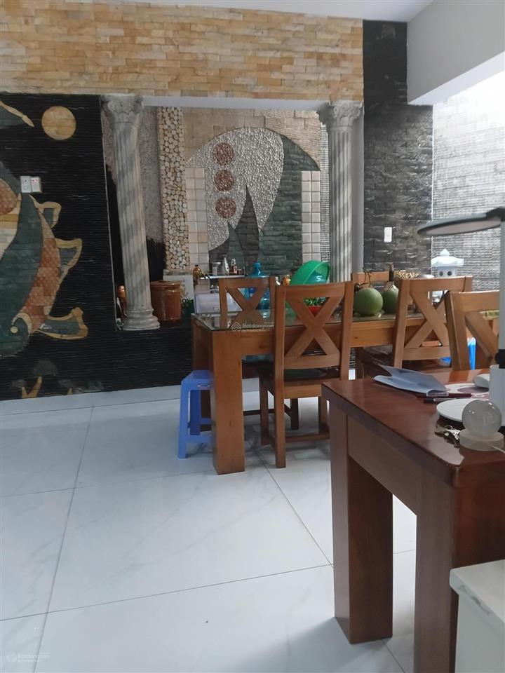 Bán biệt thự đường 8m nguyễn sơn quận tân phú 8 x 20 2 lầu st giá 23,5 tỷ