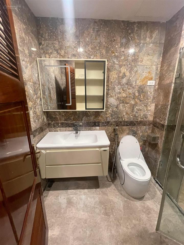 Bán nhà trung kính  mạc thái tổ. phân lô, oto tránh, 2 thoáng. 65m2 x 7 tầng. mt 5m. giá 34.5 tỷ