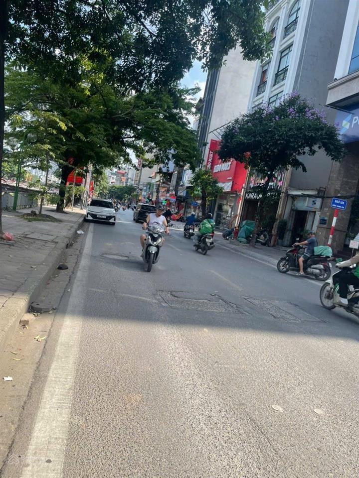Bán nhà mp khương đình, gần vành đai 2.5. k bị qh. dt 235m2 x mt 10m. giá 550tr/ m2