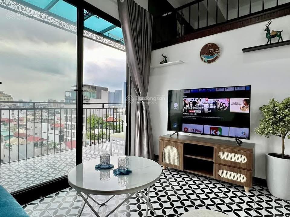 Bán tòa chdv hào nam  hoàng cầu. dt 70m2 x 7t. 17p khép kín. dt 110tr/tháng. ngõ thông, gần phố