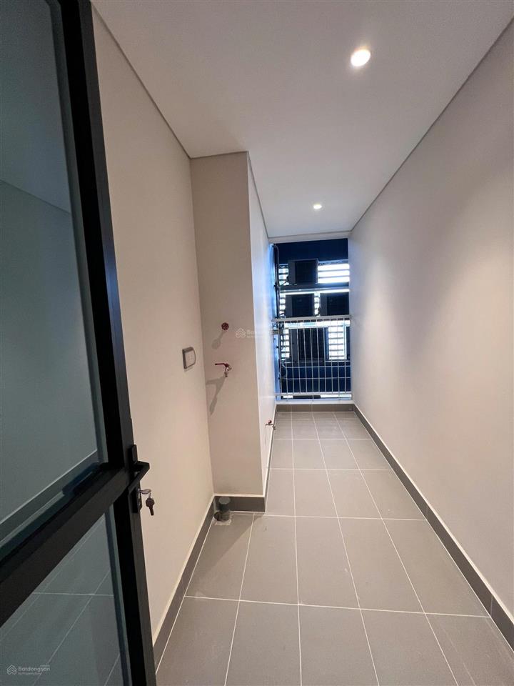 Bán cc cao cấp the nelson 29 láng hạ, view cao tầng ngắm toàn thành phố. 106m2, giá 21,5 tỷ (có tl)