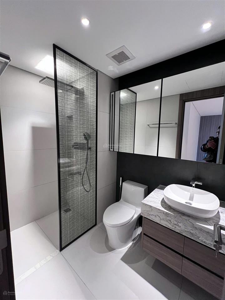 Bán cc cao cấp the nelson 29 láng hạ, view cao tầng ngắm toàn thành phố. 106m2, giá 21,5 tỷ (có tl)