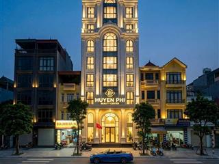Tôi cần bán gấp căn nhà mp khương đình. dt 350m2 x mt rộng 12m, vị trí đắc địa khu ngã tư sở