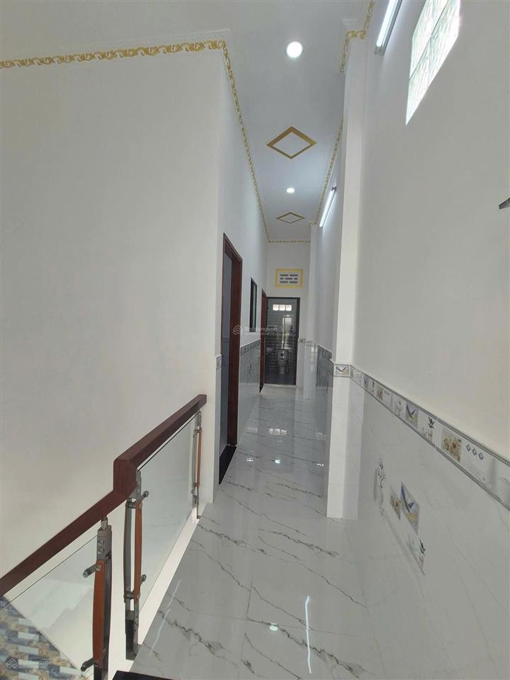 Chính chủ bán nhà lô nhì đường long phú long an cũ, ngang 4*24.5m, 1 trệt 1 lầu, 4 pn, 2 wc