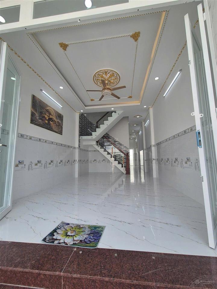 Chính chủ bán nhà lô nhì đường long phú long an cũ, ngang 4*24.5m, 1 trệt 1 lầu, 4 pn, 2 wc