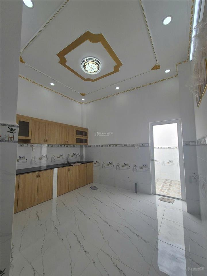 Chính chủ bán nhà lô nhì đường long phú long an cũ, ngang 4*24.5m, 1 trệt 1 lầu, 4 pn, 2 wc