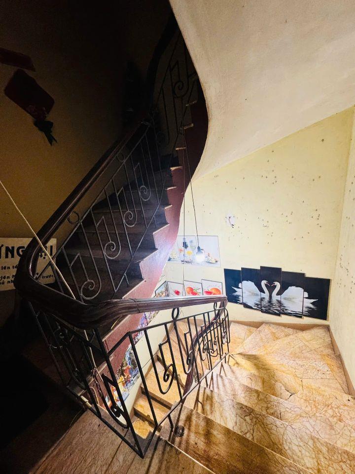 Siêu Đẹp Mặt phố Huế 395 Tỷ MT 10M Hỗ Trợ GPXD 9 Nổi 2 hầm