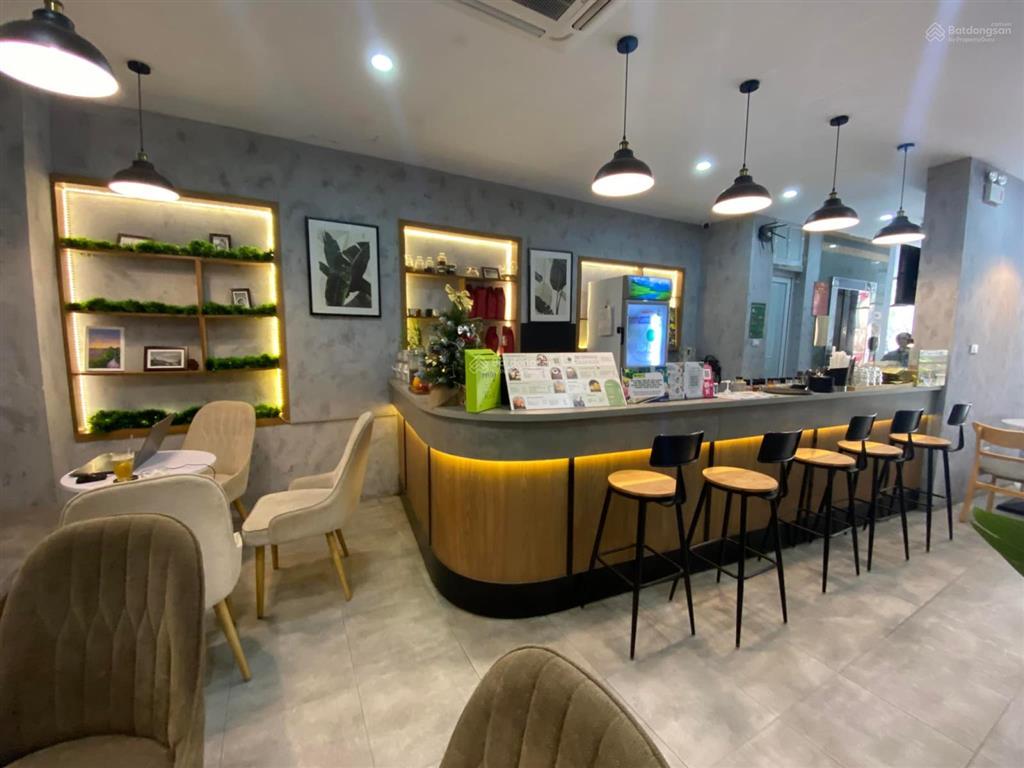Mặt phố thợ nhuộm 200m2 mặt tiền 8m 7 tầng lô góc 125 tỷ dòng tiền 10k$