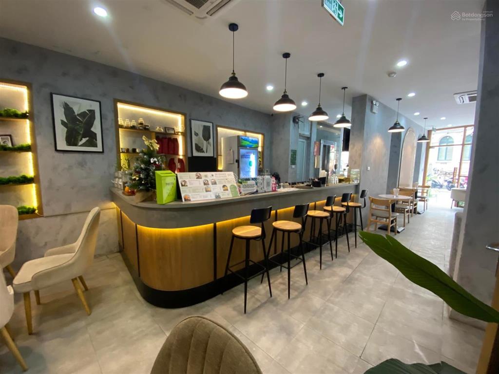 Mặt phố thợ nhuộm 200m2 mặt tiền 8m 7 tầng lô góc 125 tỷ dòng tiền 10k$