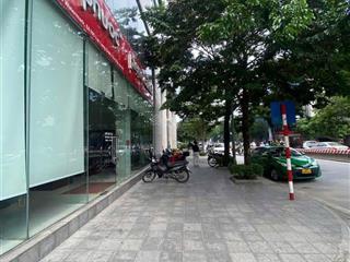 Lô góc mặt phố lạc long quân mặt tiền 8m lô góc 3 mặt thoáng 65 tỷ