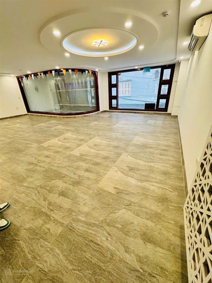 Nhà kim mã nguyễn thái học mặt tiền 10m 9 tầng 68 tỷ ô tô kinh doanh