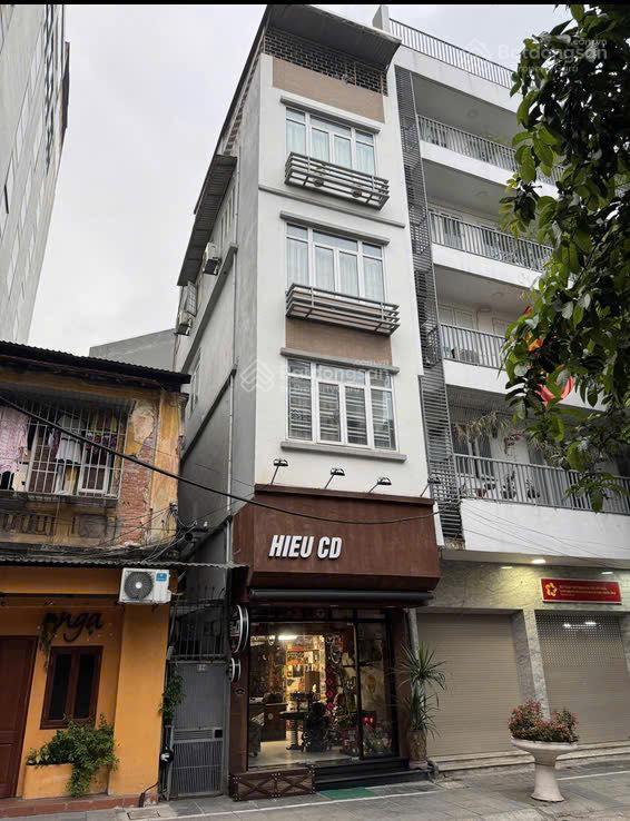 Mặt phố quán thánh 40m2 5 tầng 10.8 tỷ phố sát hàng bún vỉa hè rộng kinh doanh