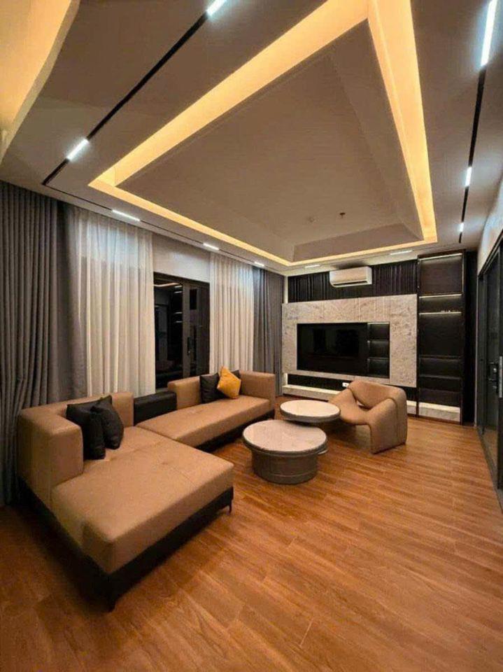 Apartment Cao Cấp Trịnh Công Sơn 166m2 70 Tỷ Dòng Tiền Cao PENTHOUSE View Hồ Tây