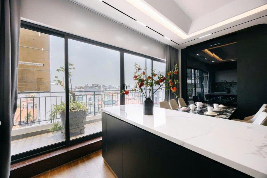 Apartment Cao Cấp Trịnh Công Sơn 166m2 70 Tỷ Dòng Tiền Cao PENTHOUSE View Hồ Tây