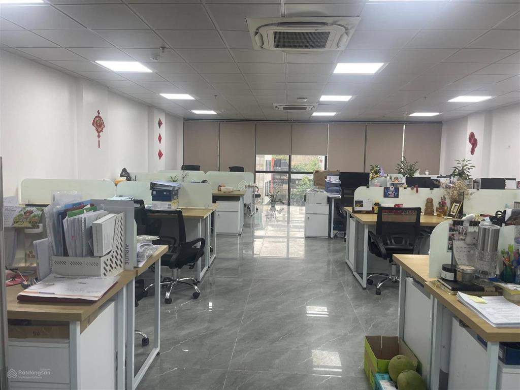 Trần thái tông 9 tầng mặt tiền 9m 89.8 tỷ dòng tiền 2 tỷ/năm vị trí đẹp