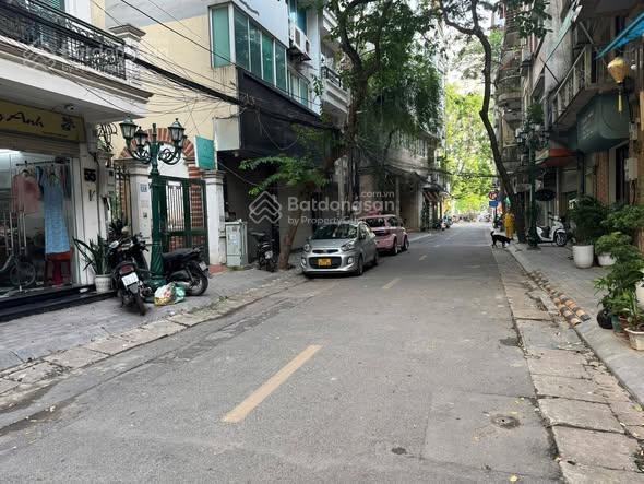 Phố trấn vũ 170m² mặt tiền 8m 80 tỷ sdcc không lỗi phong thủy sát hồ trúc bạch