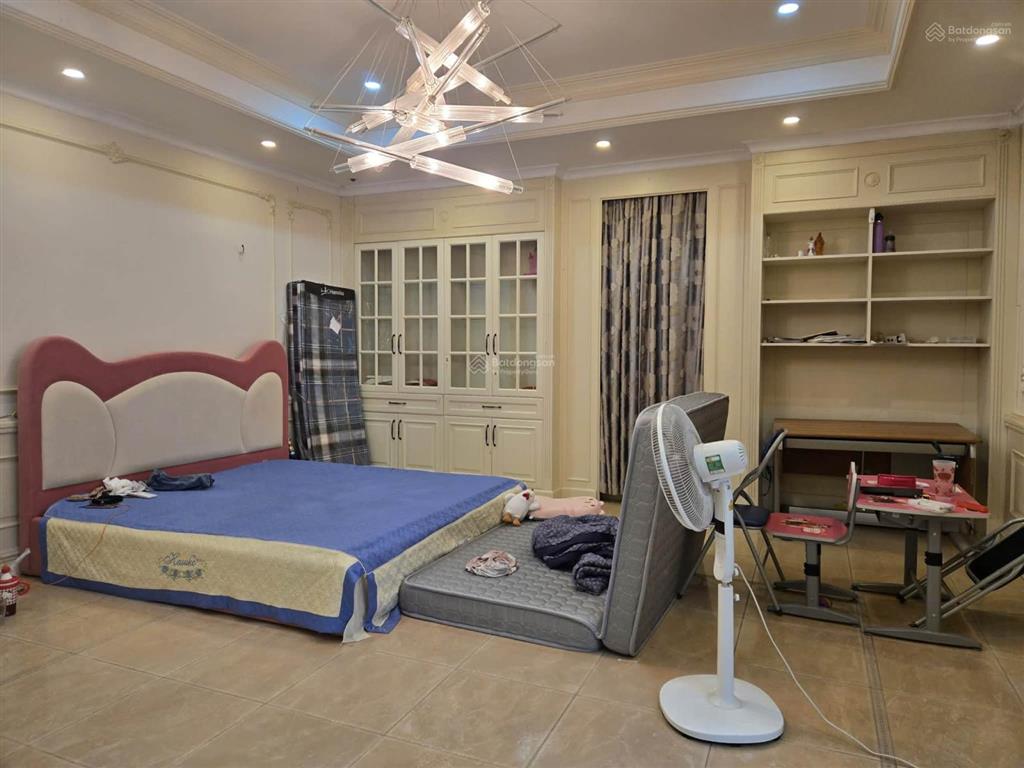 Cạnh nhà hát lớn hn mặt tiền 6.2m 6 tầng thang máy 50 tỷ lô góc 3 mặt thoáng