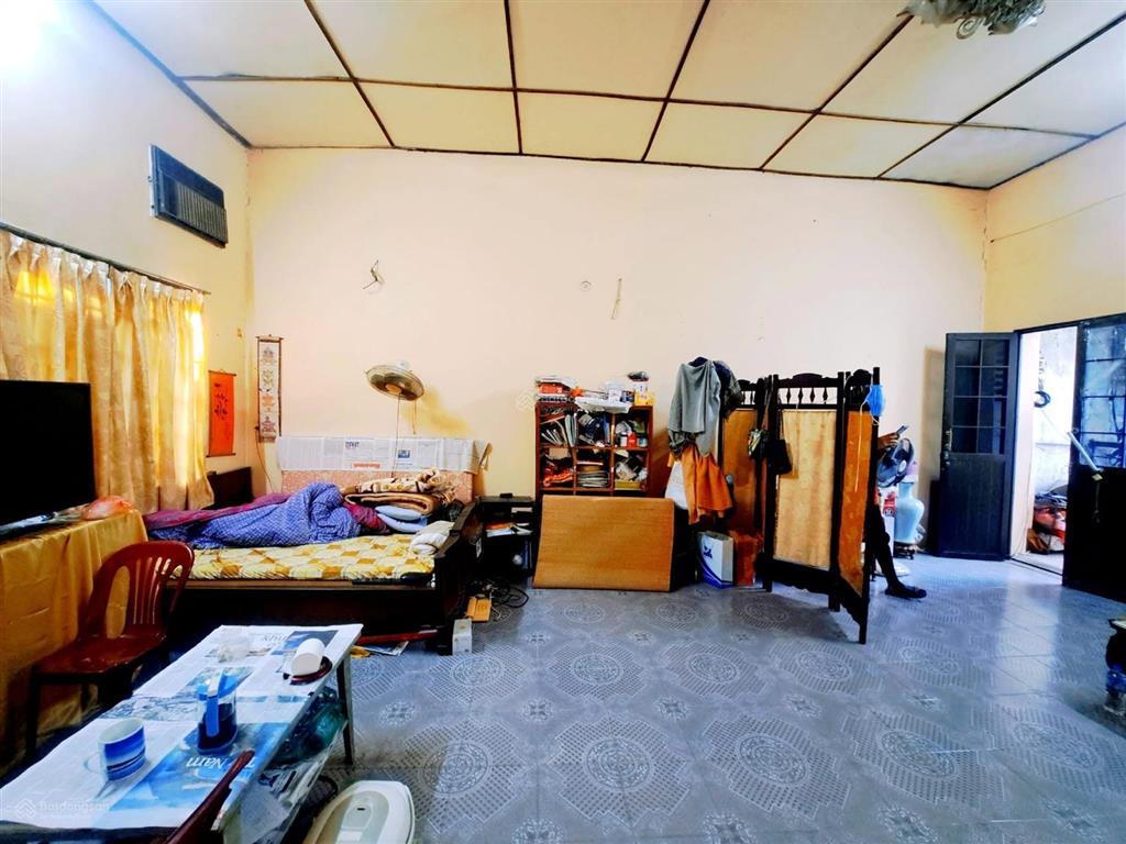 Trục hàng gà hàng điếu 240m² mặt tiền 12m sdcc không bảo tồn không biệt thự
