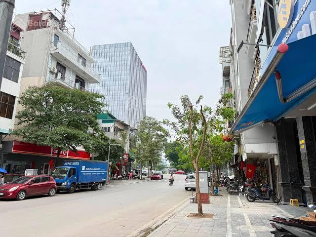 Đẹp! vườn đào mặt lạc long quân 270m² mặt tiền 15m kinh doanh đỉnh
