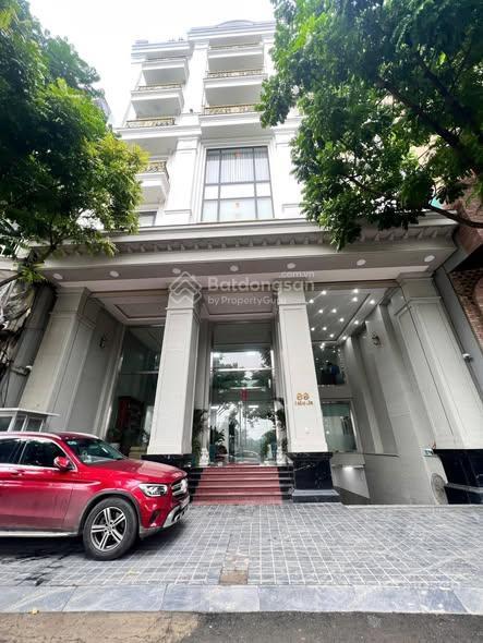 Mặt phố xã đàn 450m² full thổ cư 330 tỷ 4 mặt thoáng. dt 8 tỷ/năm