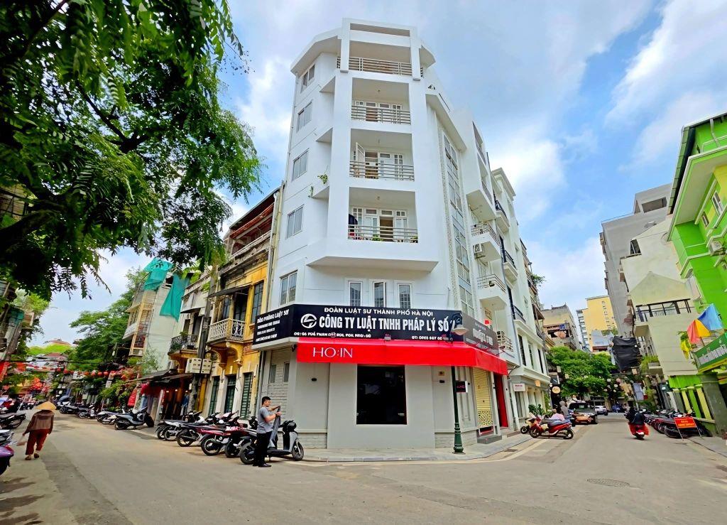 Nhà Hàng Bún 6 Tầng lô Góc 2 Thoáng 75 Tỷ Nội Thất rất đẹp kinh doanh ô tô