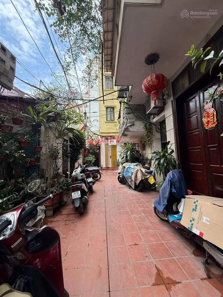 Nhà hàn thuyên 20m2 3 tầng 5.95 tỷ ngõ rộng sạch thoáng 15m ra ô tô  sdcc riêng biệt