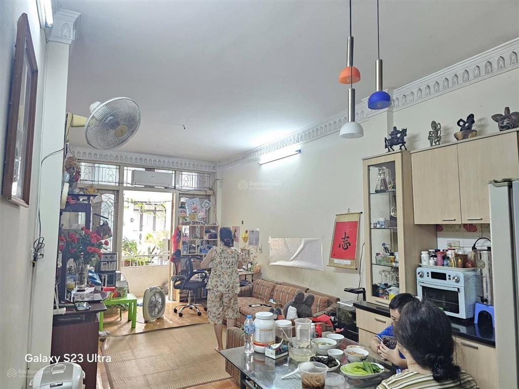 93 tỷ mặt phố hàng than 5 tầng 155m2 1 sổ 1 chủ thổ cư nở hậu