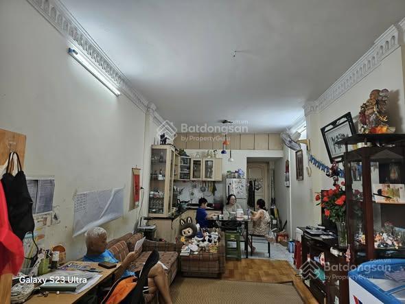 93 tỷ mặt phố hàng than 5 tầng 155m2 1 sổ 1 chủ thổ cư nở hậu