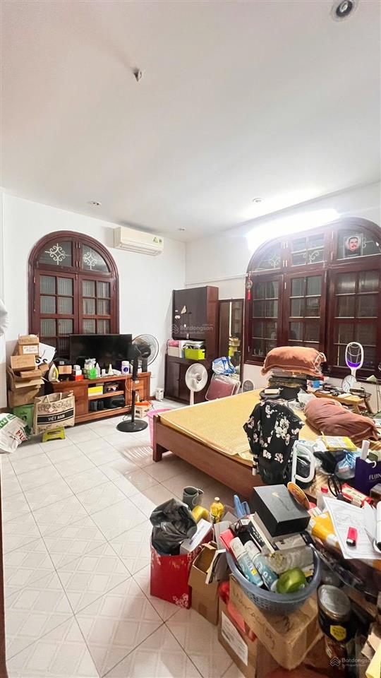 Mặt phố triệu việt vương mặt tiền 7.5m 22.5 tỷ lô góc sdcc riêng biệt