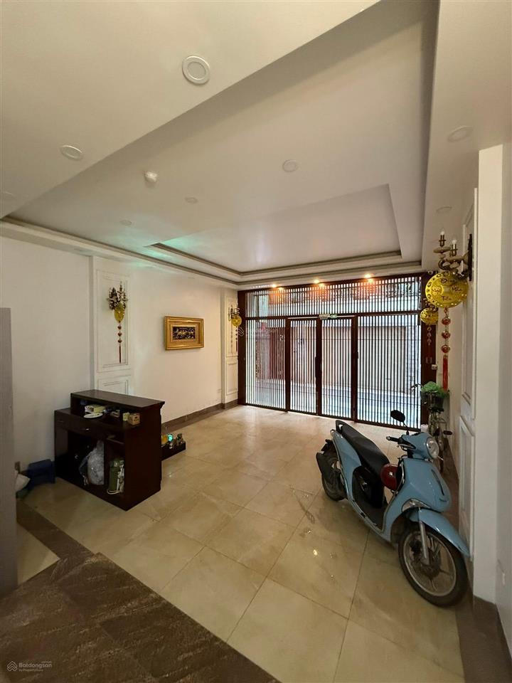 Apartment ô tô tránh liễu giai 9 tầng đẹp  2 thoáng 68 tỷ dòng tiền 200tr/th