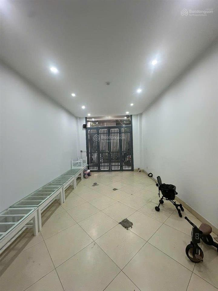 Hiếm! bà triệu 85m2 7 tầng dòng tiền ổn định 42.5 tỷ sạch đẹp thoáng