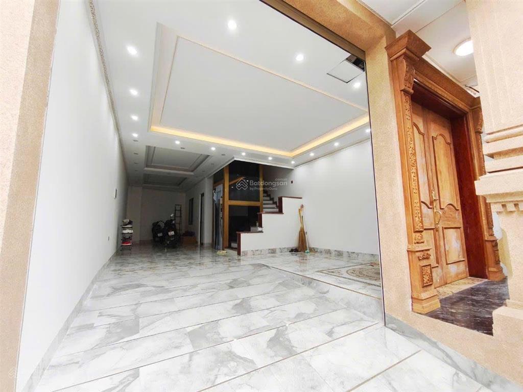 Bt kđ việt hưng bùi thiện ngộ 320m2 lô góc mặt tiền 20m 85 tỷ vị trí đẹp