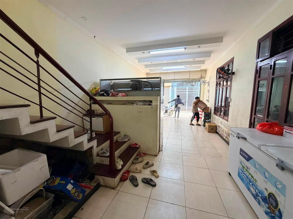 Phân lô ngọc khánh ô tô tránh đỗ 80m2 33 tỷ kinh doanh dân trí cao