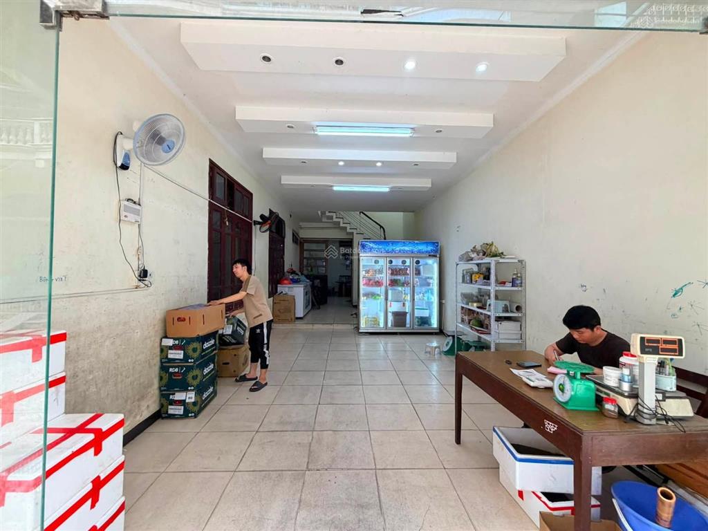 Phân lô ngọc khánh ô tô tránh đỗ 80m2 33 tỷ kinh doanh dân trí cao