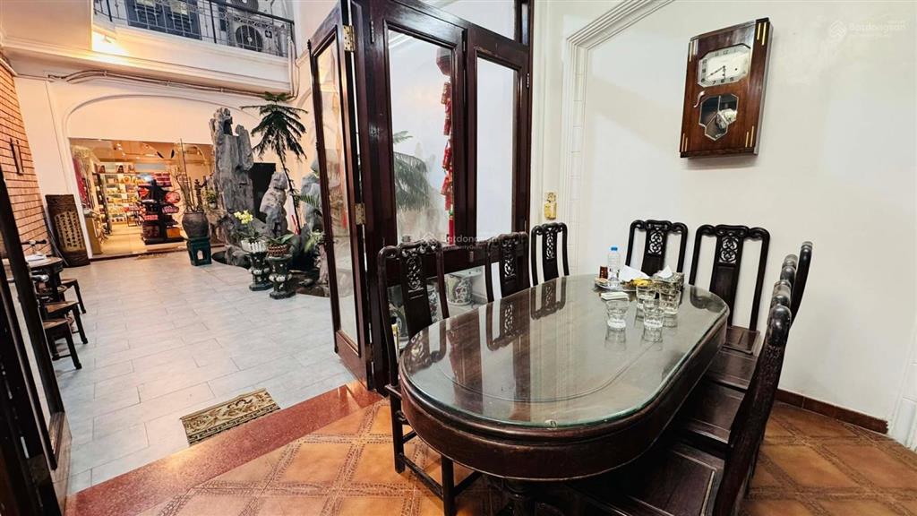 Phố quán thánh  hòe nhai 180m2 4 tầng 2 thoáng mặt tiền 6.5m 1 sổ 1 chủ