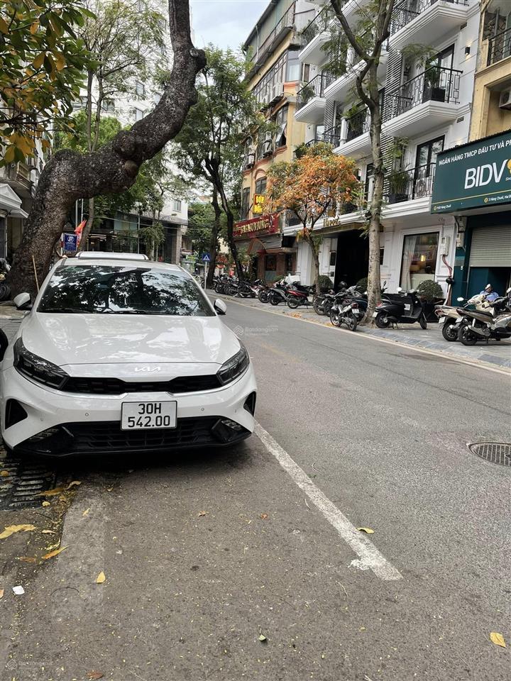 Phố hàn thuyên mặt tiền 10m 3 tầng 17,5 tỷ cách phố 5m ngõ rộng thoáng, gpxd 5 tầng