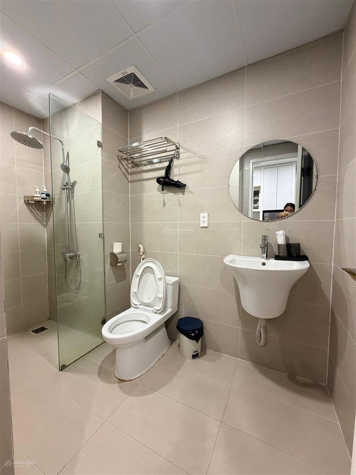 Apartment trịnh công sơn lô góc 8 tầng  ô tô đỗ cửa  27.5 tỷ cách phố 20m