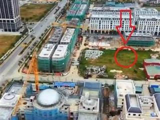 900m2 mặt tiền 25m vị trí đẹp sát khách sạn a la carte ha long, thổ cư 98 tỷ
