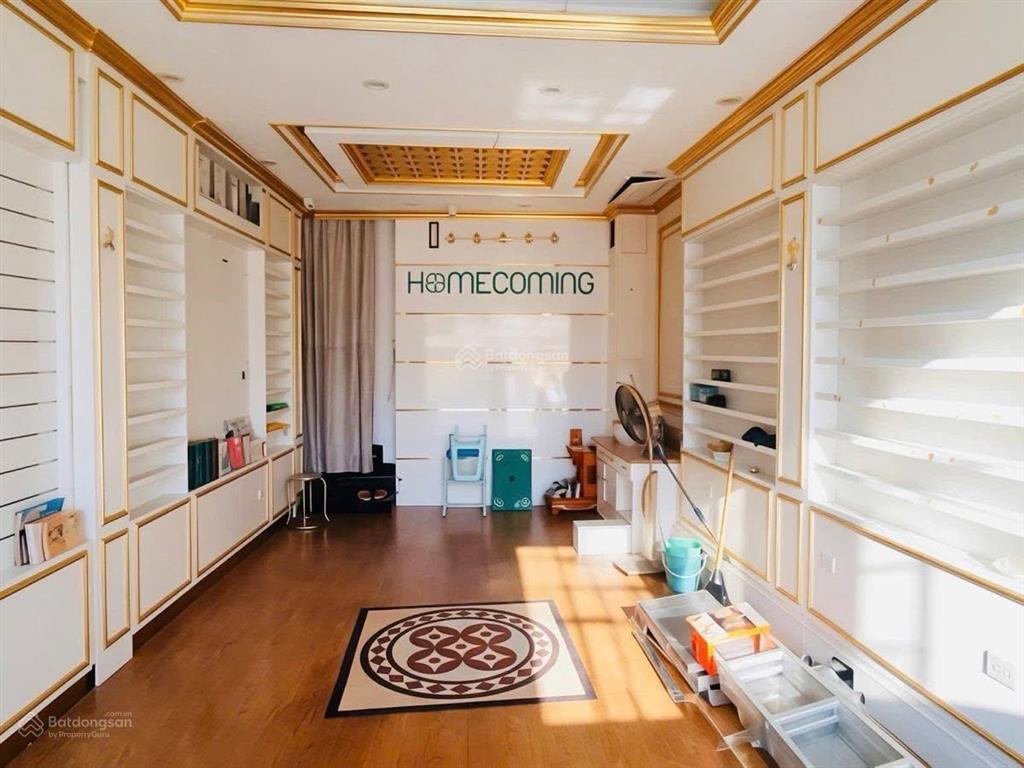 Mặt phố hoàng cầu 190m2 54 tỷ sđcc quy hoạch ổn định 100%