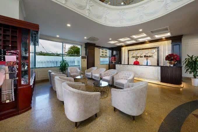 Chuyển Nhượng : Khách Sạn 4* Hạ Long Mặt Hoàng Quốc Việt 1470M2 Lâu dài 88 Phòng
