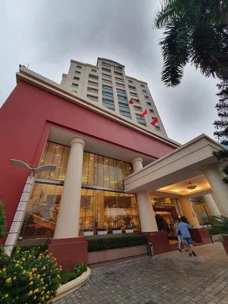 Chuyển Nhượng : Khách Sạn 4* Hạ Long Mặt Hoàng Quốc Việt 1470M2 Lâu dài 88 Phòng