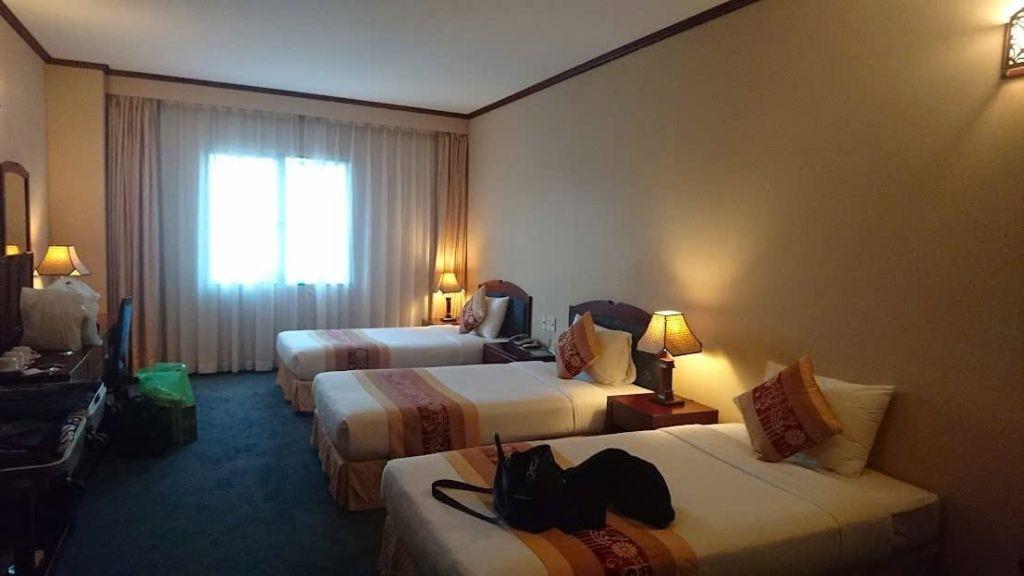 Chuyển Nhượng : Khách Sạn 4* Hạ Long Mặt Hoàng Quốc Việt 1470M2 Lâu dài 88 Phòng