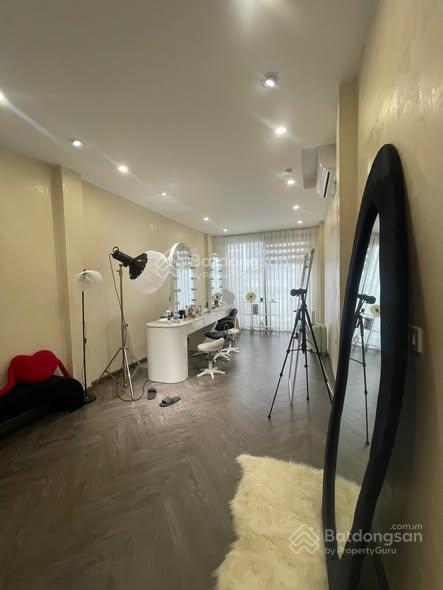 Mặt phố thụy khuê 50m2 6 tầng thang máy mặt tiền 5m 25 tỷ 2 mặt thoáng